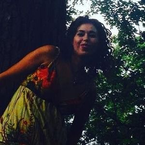 Meet your Posher, Kaya